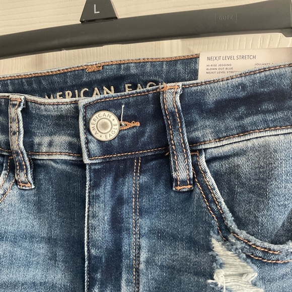 American Eagle Jeans - Picture 4 of 8